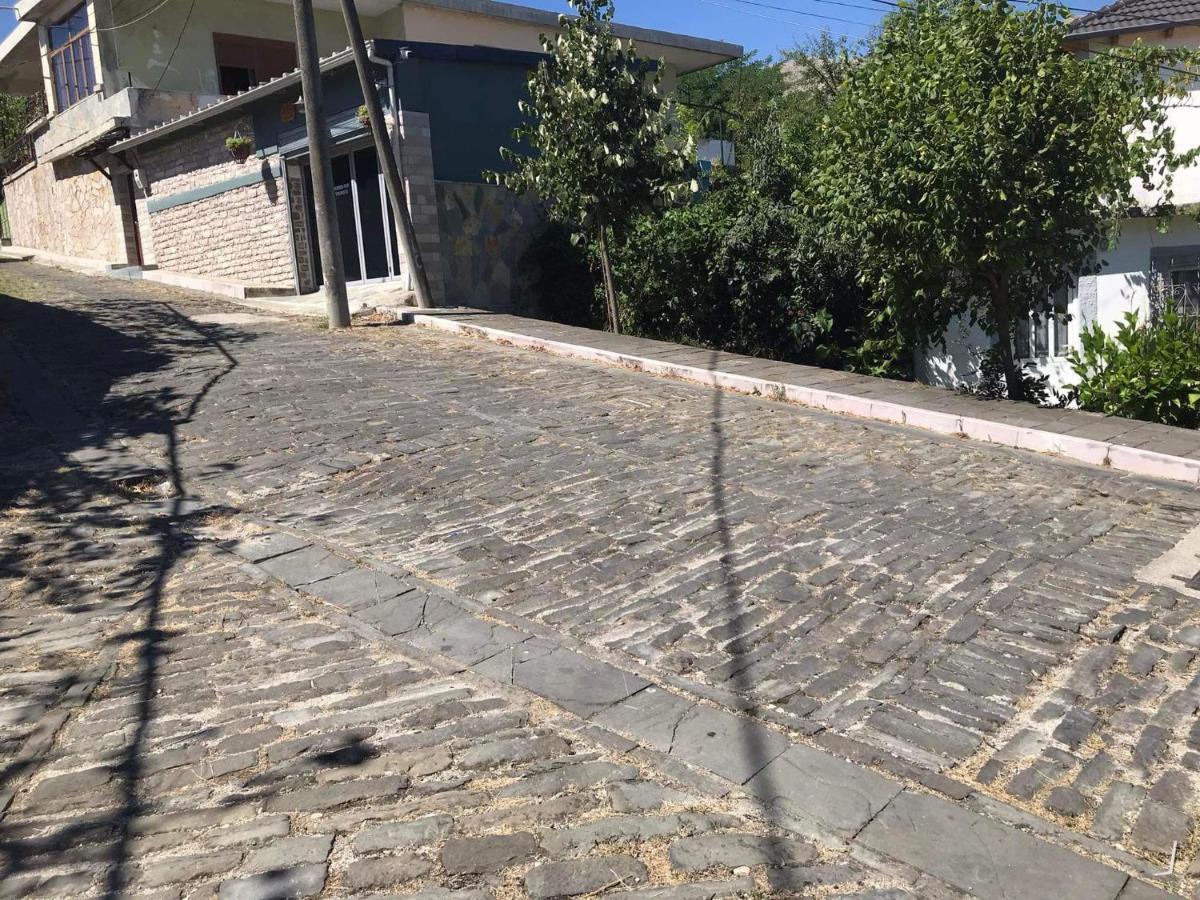House Hotel Gjirokaster Ngoại thất bức ảnh